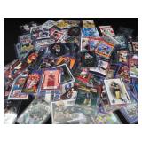 COLLECTIBLE CARDS