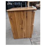 HICKORY BEDROOM DRESSERS