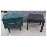 2 END TABLES