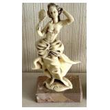 Pair of Resin Figurines - Romantic Couple on Marble Bases