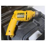 DeWalt DW106 3/8 in Corded Drill 120V AC 0-2500 RPM with Case