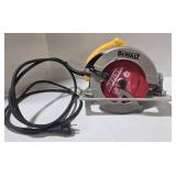 DeWalt DWE575 7-1/4in Circular Saw - Corded 120V 15A 5200 RPM