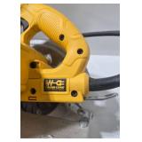 DeWalt DWE575 7-1/4in Circular Saw - Corded 120V 15A 5200 RPM