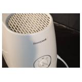 Honeywell Humidifier - White Compact Home Unit