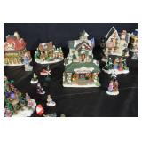 Cobblestone Corners Christmas Village 2003 - Miniature Houses & Accessories