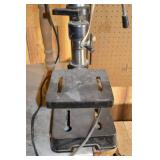 Duracraft 40831 Drill Press - 8-Inch Swing, 1/2-Inch Chuck, 1/4 HP, 115V, 3 Speeds