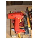 Performance Tool 3-In-1 Staple Gun Kit With 900 Staples, Air Spray Gun & Electro-Matic Stapler