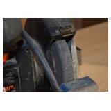 Black & Decker The Finishing Machine - Combination Bench Grinder/Sander