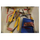 Skil 952L Jig Saw - 120V, Single-Speed; Black & Decker Sander & Blades Lot