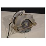 Manning Bowman Model 73528 Circular Saw