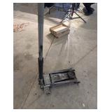 Pittsburgh Floor Jack - Hydraulic Automotive Lifting Tool