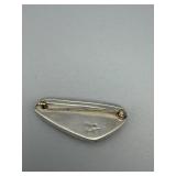 Brooch with Yellow Cabochon Stone in Sterling Silver