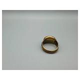 Onyx Cabochon Ring with Gold-Tone Filigree Shoulders - Vintage Style