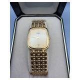 Seiko Quartz Gold-Tone Wristwatch with Date - Rectangular Case & Link Bracelet