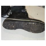 Fur-Lined Black Winter Boots with Lace-Up Design Size 10