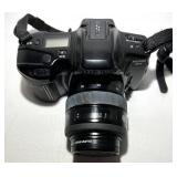 Minolta Maxxum SLR Camera with 35-70mm Lens, Camera Bag & Photoshop Elements 4.0