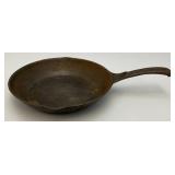 Vintage Cast Iron Pans Including Wagner Ware 9 Inch Chef Skillet & Sidney Hollow Ware #7 Pan