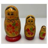 Vintage Russian Matryoshka Nesting Dolls Largeest 4 1/2"