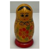 Vintage Russian Matryoshka Nesting Dolls Largeest 4 1/2"