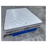 Beautyrest Black 11" Tight Top Queen Mattress MRSP $ 2,400.00 - No Reserve!