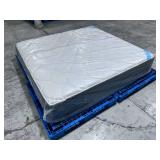 DreamCloud Premier Euro Top King Mattress MRSP $ 4,548.00 - No Reserve!