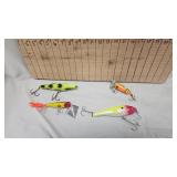 Lot of 4 Fishing Lures, one jointed