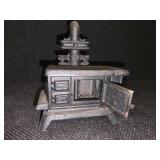 John Wright Bonnie Glo miniature Cast Iron Stove
