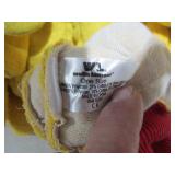 17 Pairs of Wells Lamont Work Gloves