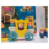 Vintage Fisher Price Little People Castle Playset - Play Family Castle