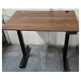 Nice Working Adjustable Height Standing Desk