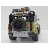 LEGO Technics Land Rover Defender