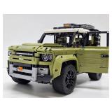 LEGO Technics Land Rover Defender