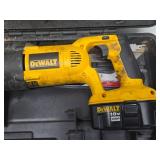 Working DEWALT Reciprocating Saw w/2 Batteries - No Charger