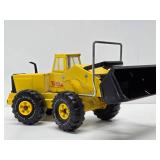 Large Vintage Metal TONKA Construction Vehicle