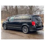 2017 DODGE GRAND CARAVAN SXT *2 Owner* (NO RESERVE)
