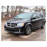 2017 DODGE GRAND CARAVAN SXT *2 Owner* (NO RESERVE)