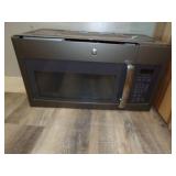 Under Cabinet Microwave GE