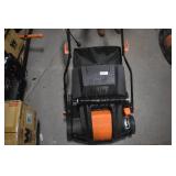 WEN DT1516 16-Inch 15-Amp 2-in-1 Electric Dethatcher and Scarifier with Collection Bag