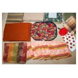5 Sets of Placemats