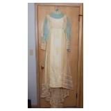 1970s Vintage Wedding Dress – Sheer Long Sleeves with Small Train