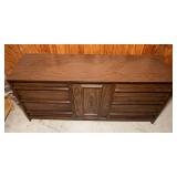 Vintage Mid-Century Modern Bassett Furniture Dresser