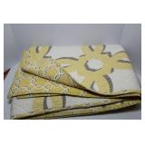 Yellow Cotton Quilt - Full/Queen