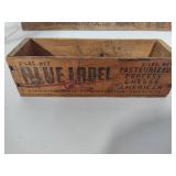 Vintage Asst Wooden Pieces