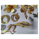 Lot of Assorted Brooches