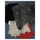 mixed lot size small women