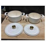 Dutch Oven 2 Piece Set Like New 1 Has Rust Stain on Rim