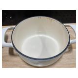 Dutch Oven 2 Piece Set Like New 1 Has Rust Stain on Rim