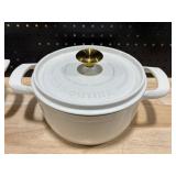 Dutch Oven 2 Piece Set Like New 1 Has Rust Stain on Rim