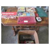 Box of vintage multi-player and boa...