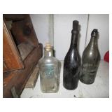 Vintage wood drawer box with Vintag...